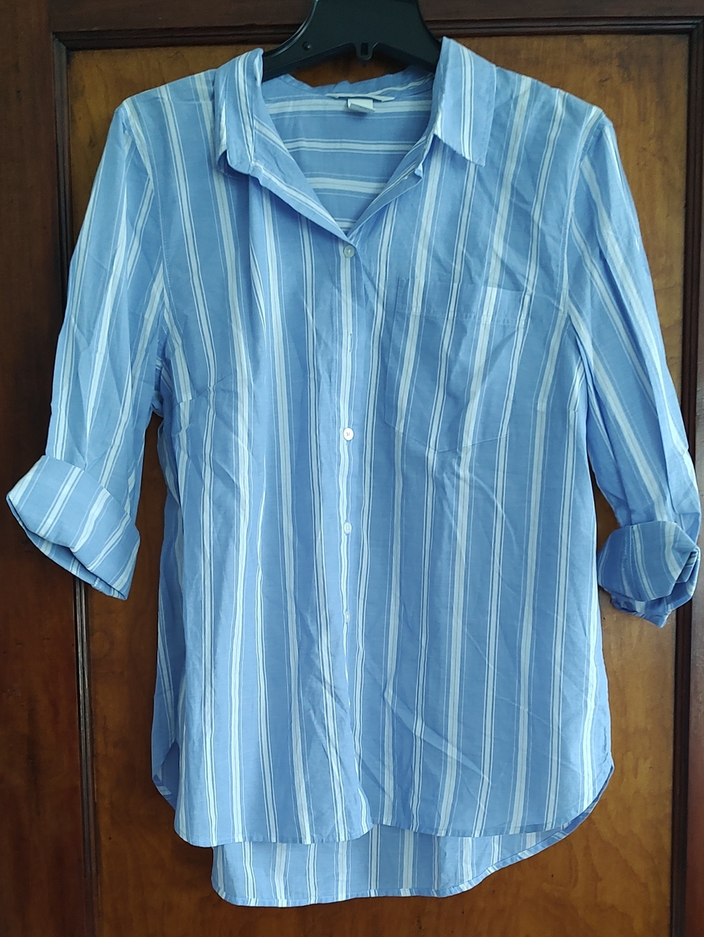 H&M Blue and White Striped Button-Down Shirt